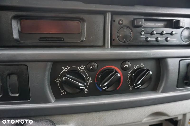 Renault Master wywrotka HDS - 7