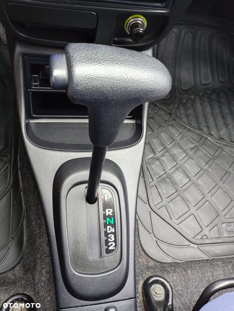 Daihatsu Cuore - 14