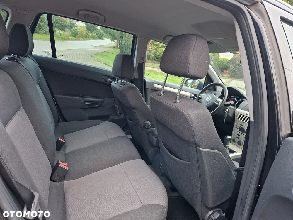 Opel Astra 1.6 Caravan Cosmo - 8