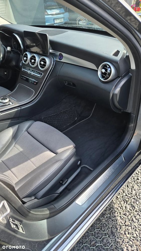 Mercedes-Benz Klasa C 200 d 9G-TRONIC - 10