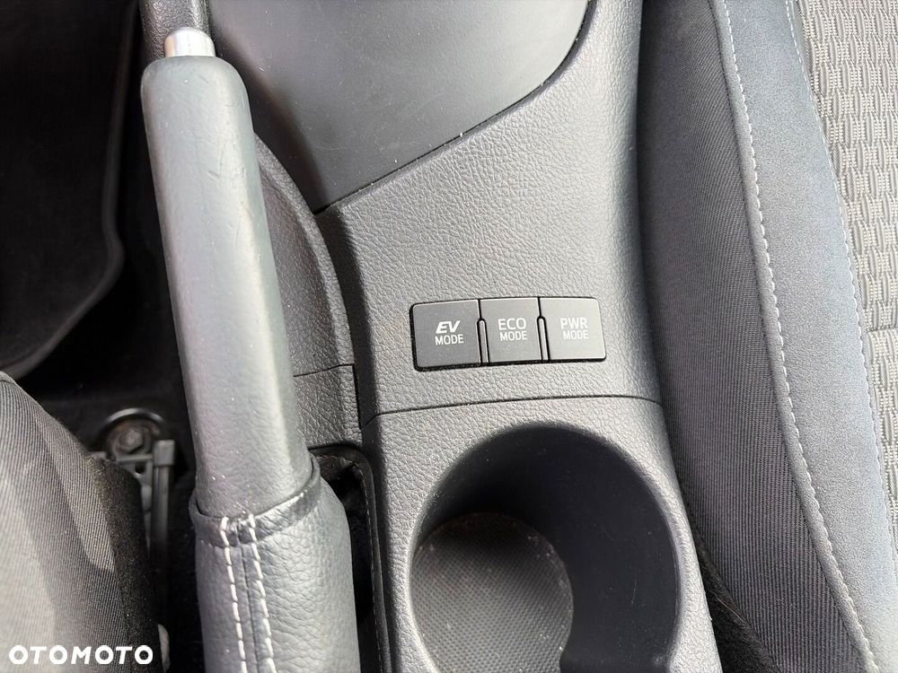 Toyota Auris - 24