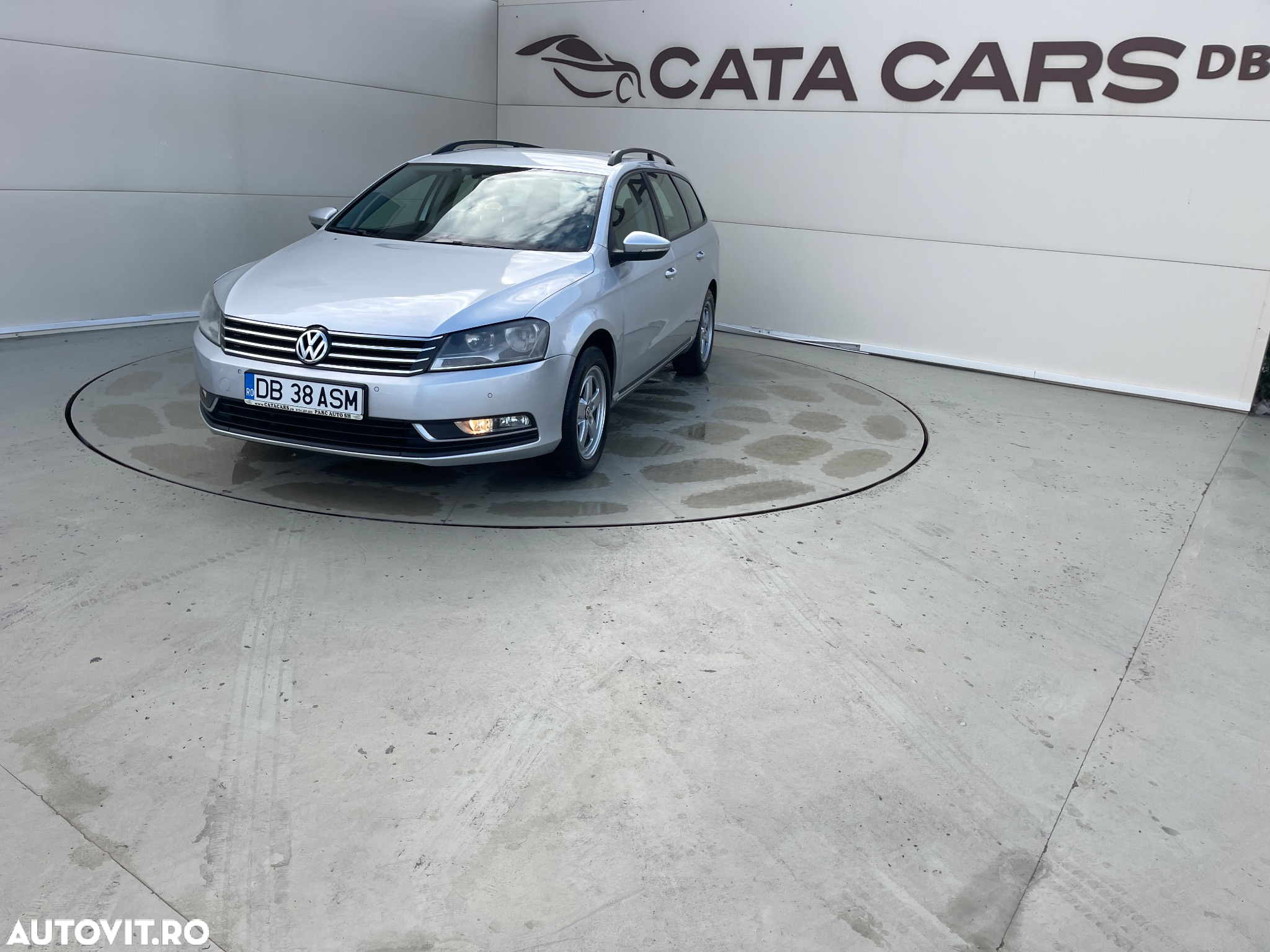 Volkswagen Passat 2.0 TDI BlueMotion Tehnology DSG Trendline - 3