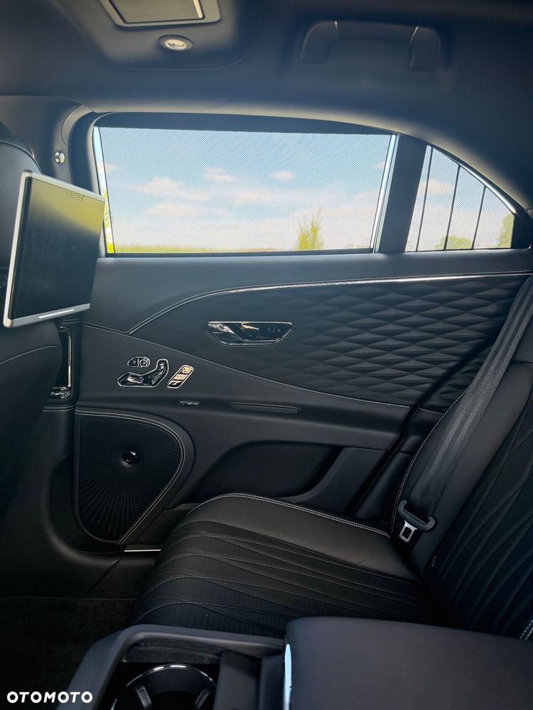 Bentley Flying Spur W12 S - 23