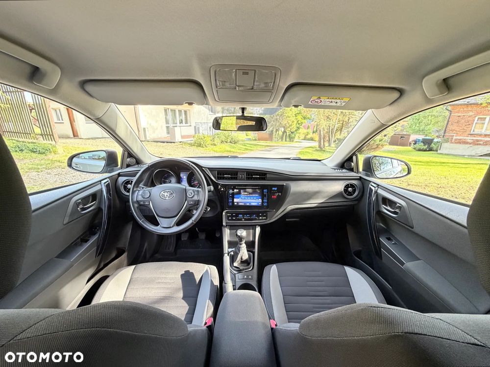 Toyota Auris 1.6 D-4D Edition S+ - 20