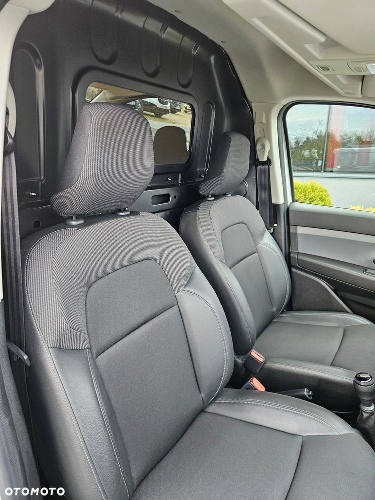 Renault EXPRESS 1.3TCe 102KM - 25