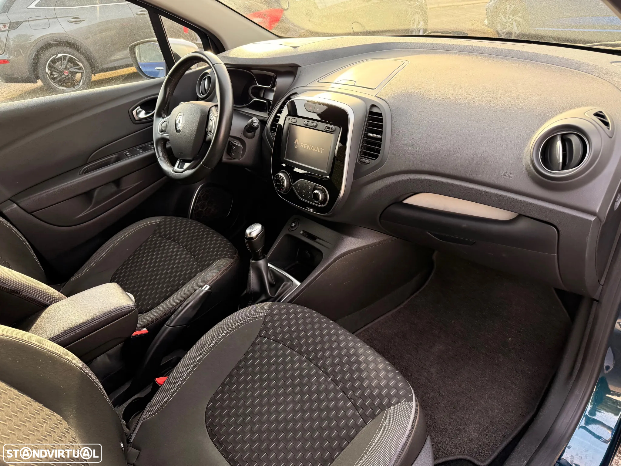 Renault Captur 1.5 dCi Exclusive XMOD - 7