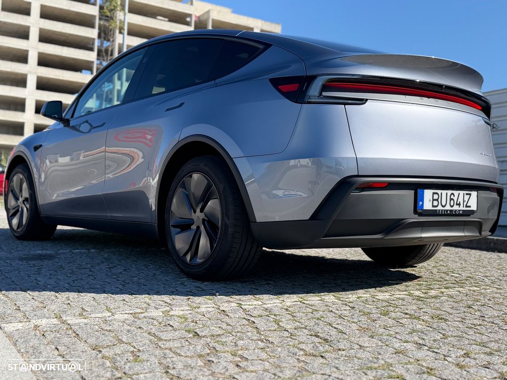 Tesla Model Y Long Range Tração Integral - 3