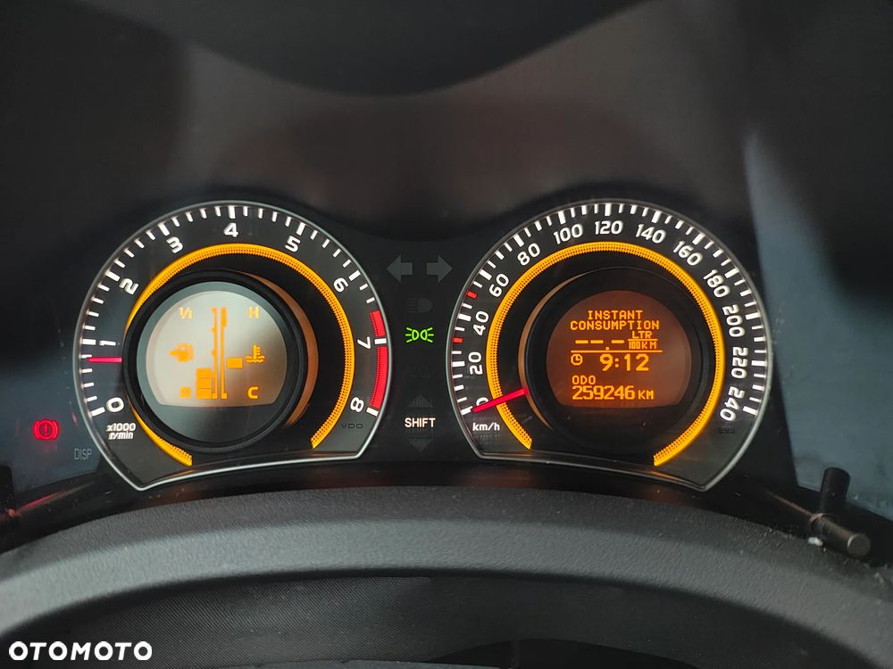 Toyota Auris 1.6 Terra - 10