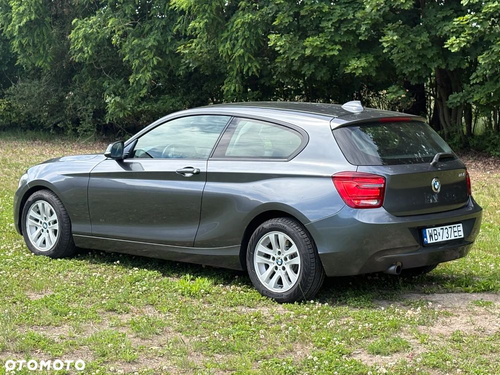 BMW Seria 1 116i - 15