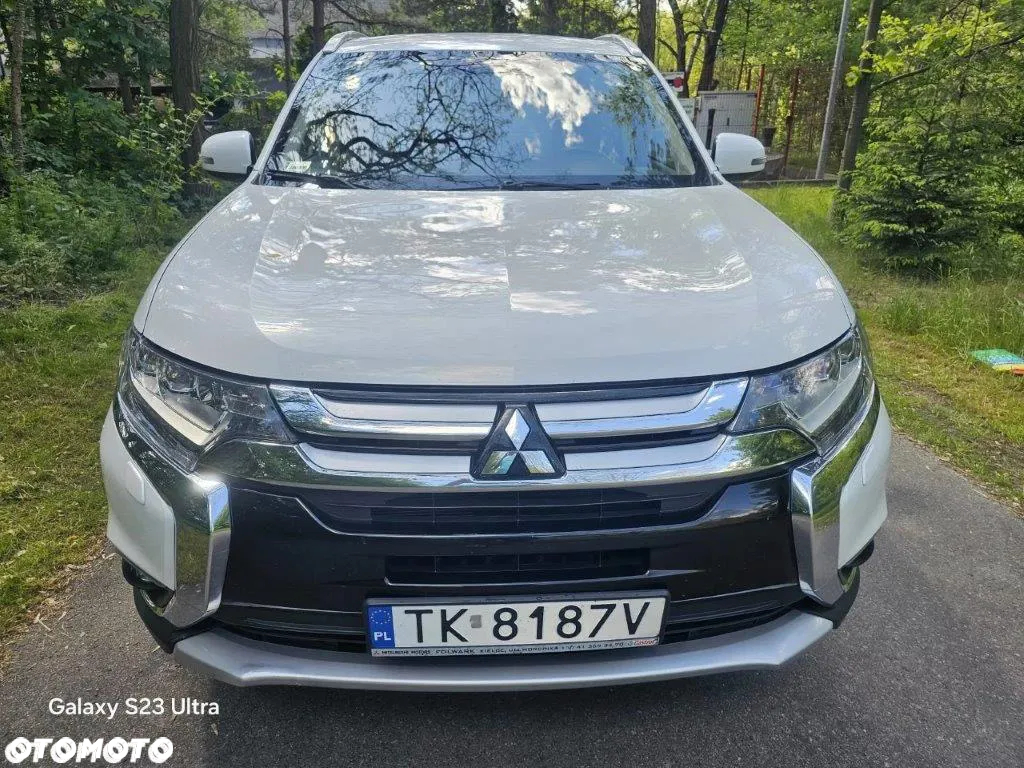 Mitsubishi Outlander 2.0 Intense + Navi 4WD CVT - 3