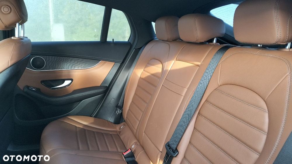 Mercedes-Benz GLC 250 4-Matic - 9