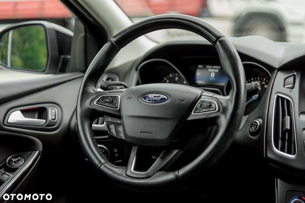 Ford Focus 1.5 TDCi DPF Start-Stopp-System Titanium - 17
