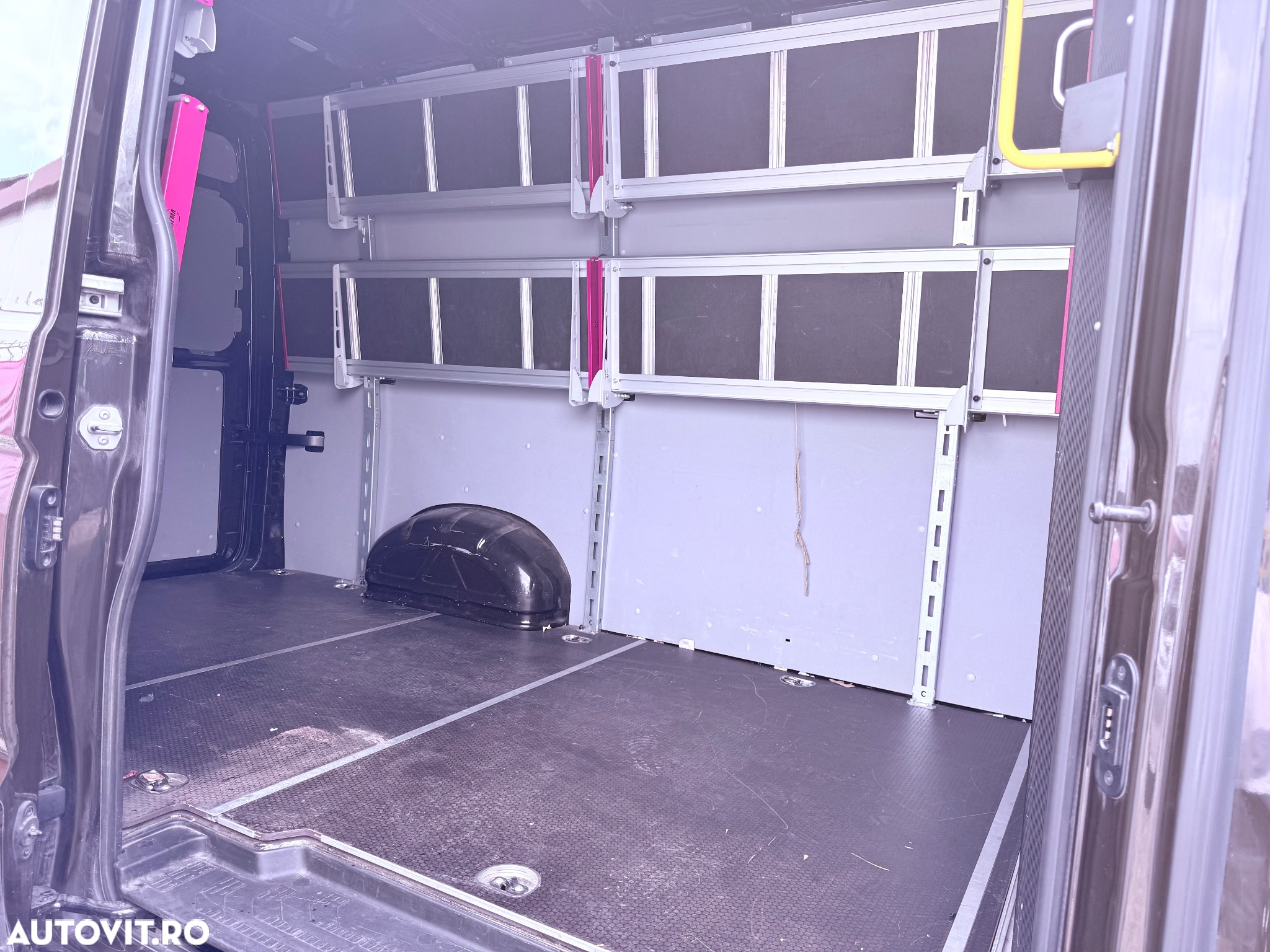 Volkswagen Crafter 3.5 CD Sasiu L3 FWD 103kW - 30