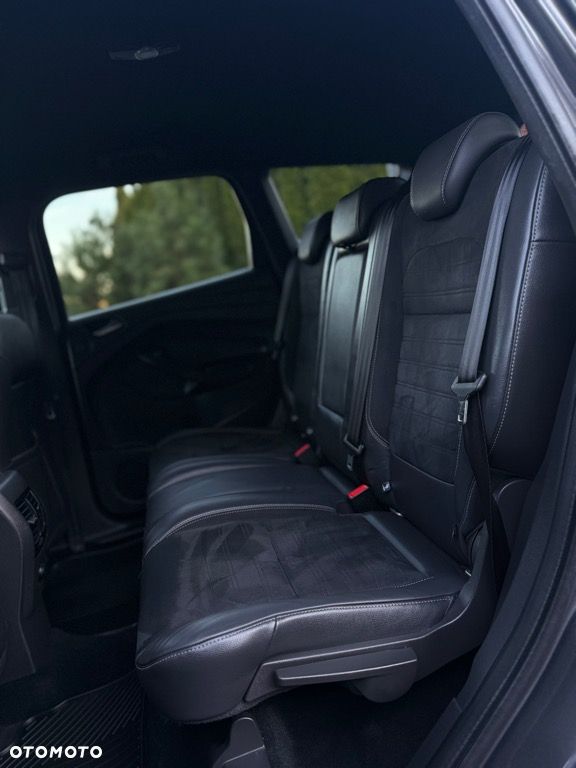 Ford Kuga 2.0 TDCi 4x4 ST-Line - 29