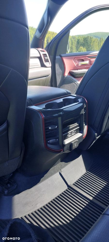 RAM 1500 5.7 Crew Cab Rebel - 12