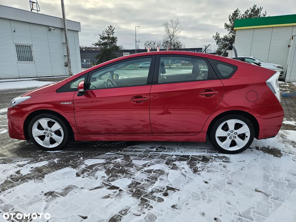 Toyota Prius (Hybrid) Executive - 6
