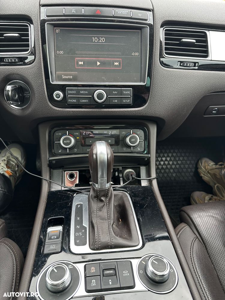 Volkswagen Touareg 3.0 V6 TDI BMT - 8
