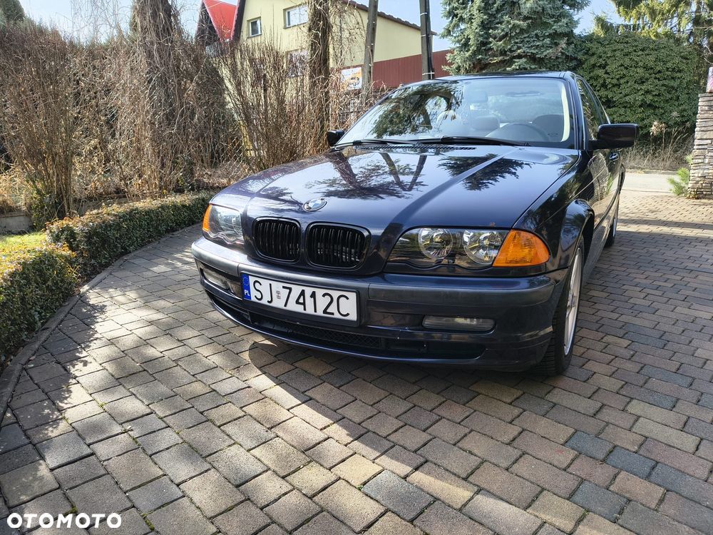 BMW Seria 3 328i - 1