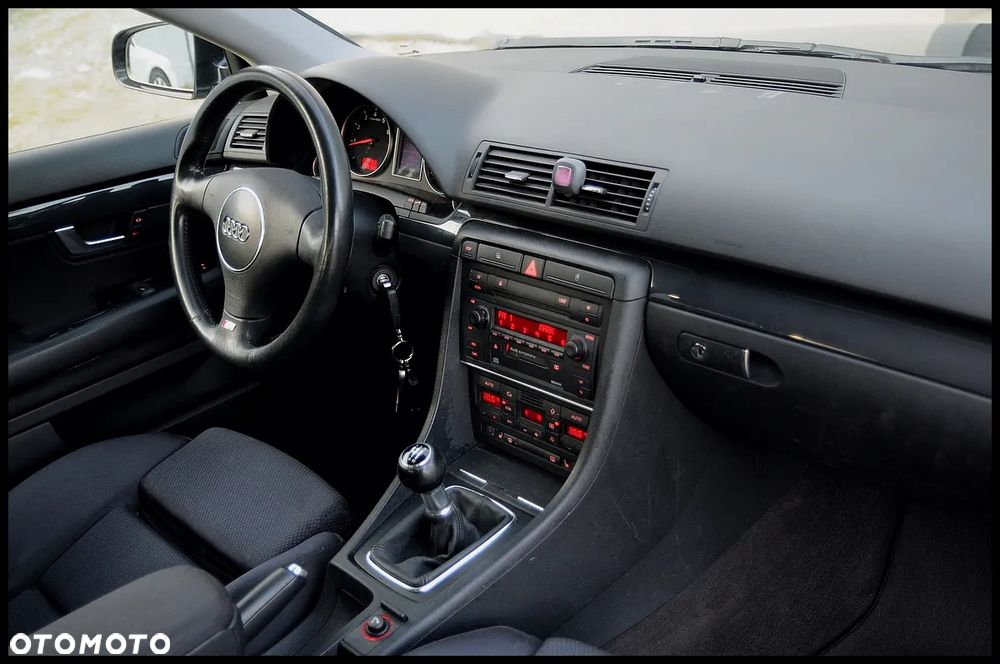Audi A4 Avant 1.8T - 25