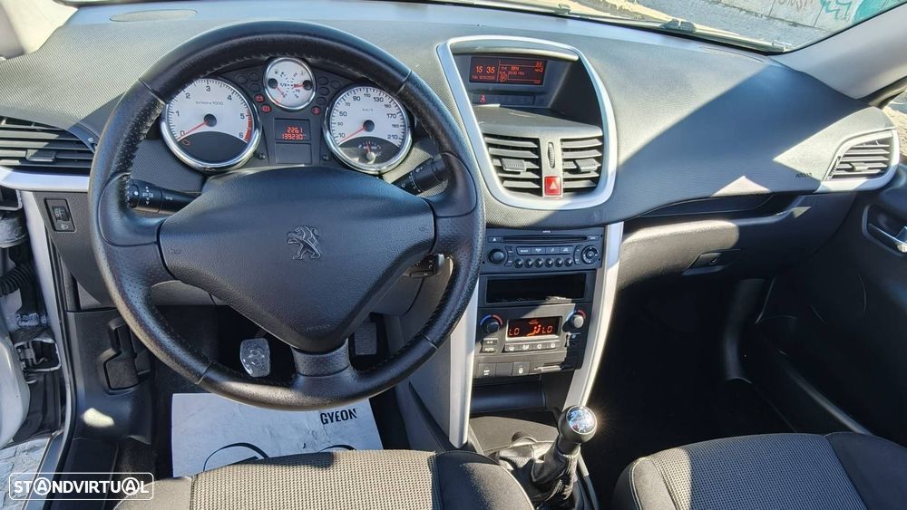 Peugeot 207 CC 1.6 HDi Sport FAP - 29