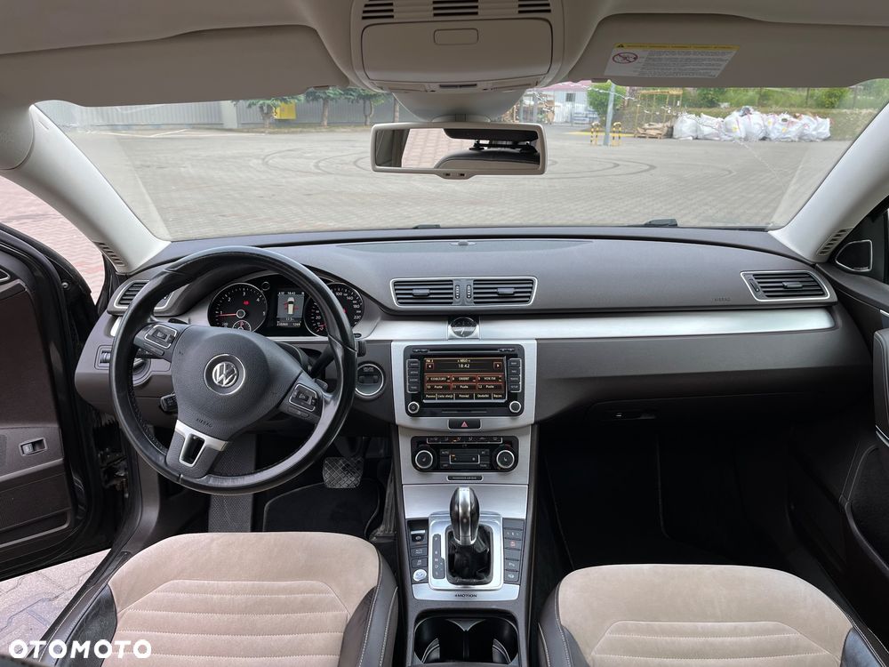 Volkswagen Passat 2.0 TDI DPF DSG 4Motion Highline - 11