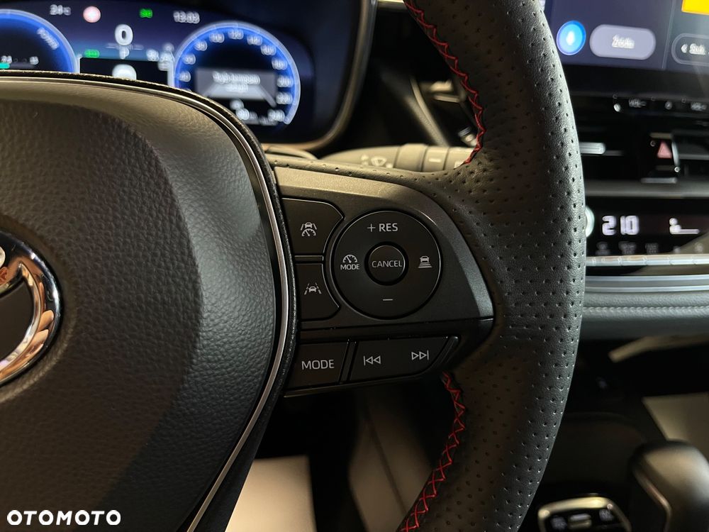 Toyota Corolla 2.0 Hybrid GR Sport Dynamic - 24