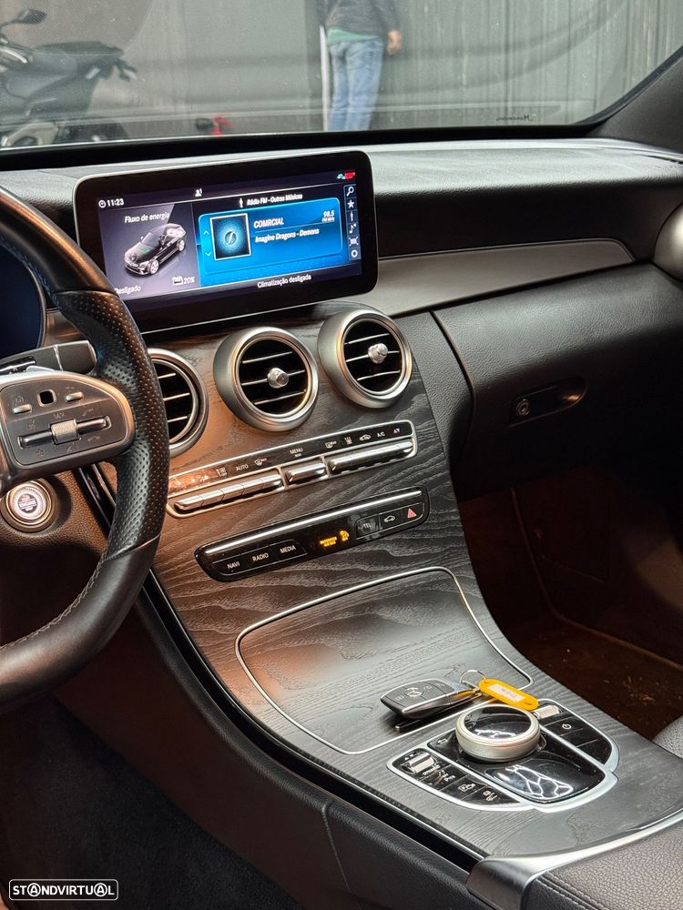 Mercedes-Benz C 300 de AMG Line - 12