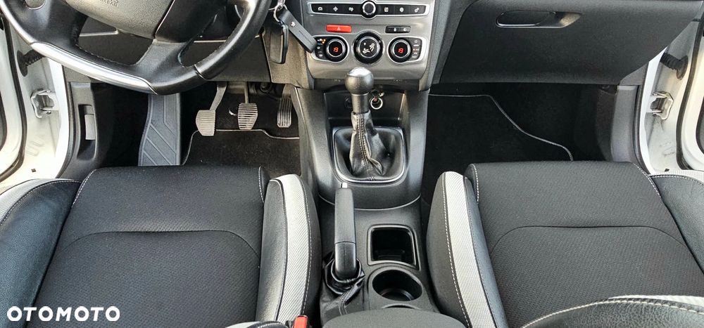 Citroën C4 BlueHDi 100 Stop&Start 86g Selection - 20