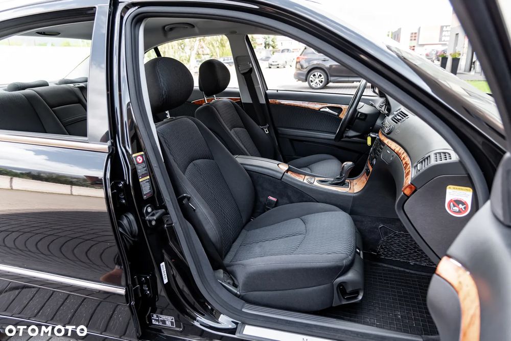 Mercedes-Benz Klasa E 200 Kompressor Automatik Elegance - 22