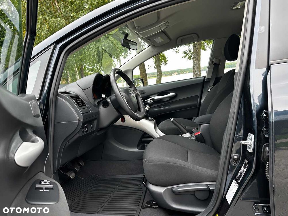 Toyota Auris - 5