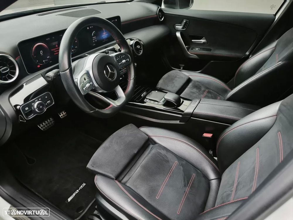 Mercedes-Benz A 250 Limousine e AMG Line - 14