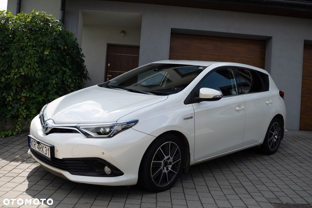 Toyota Auris - 1