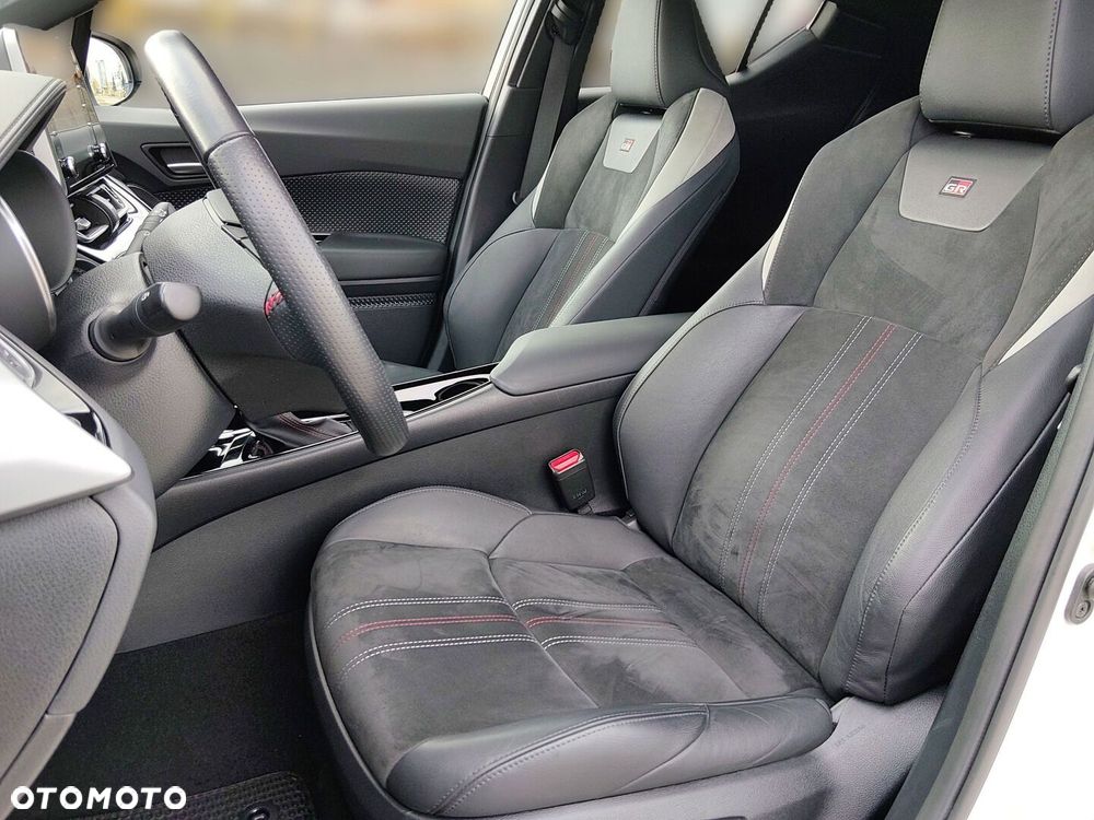 Toyota C-HR 2.0 Hybrid GR Sport - 12