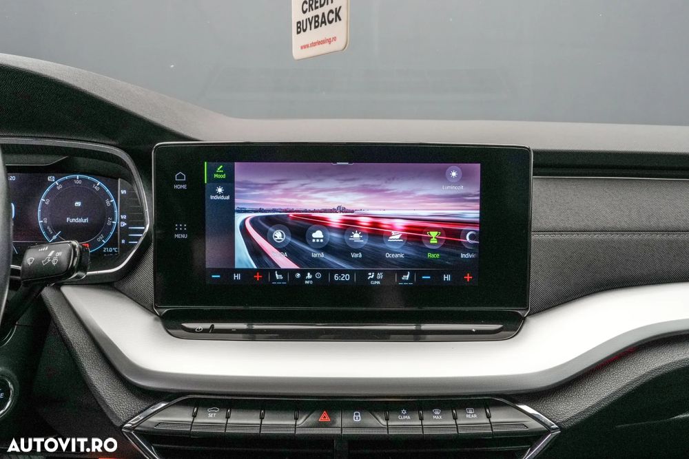 Skoda Octavia 2.0 TDI DSG Style - 22