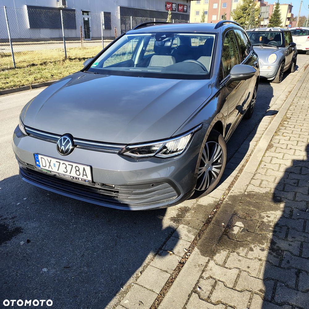 Volkswagen Golf - 1
