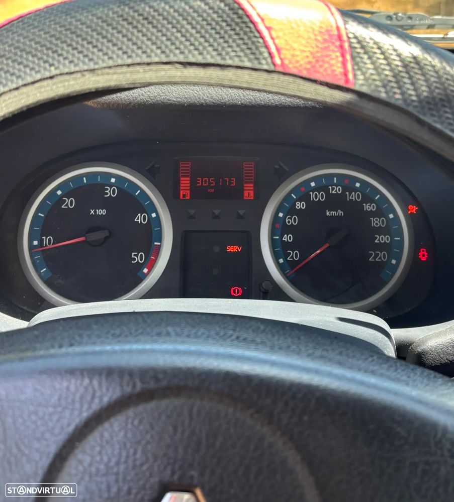Renault Clio 1.5 dCi Confort - 6