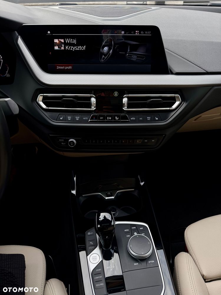 BMW Seria 2 218d Sport Line - 7