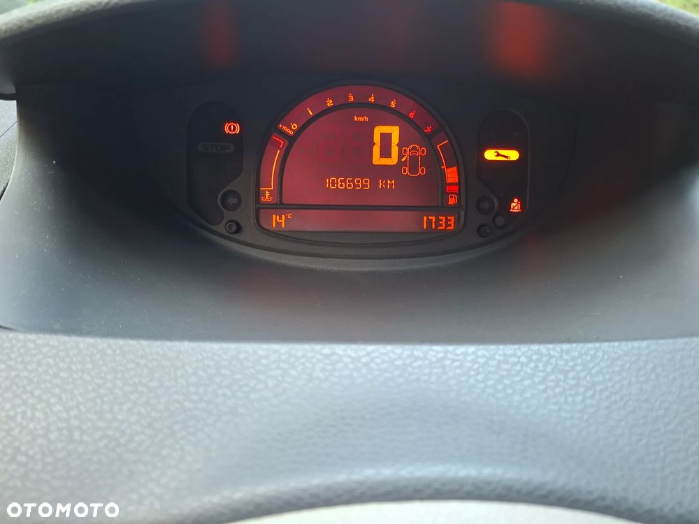 Renault Modus 1.4 Confort Authentique - 11