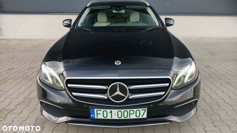Mercedes-Benz Klasa E 300 d 9G-TRONIC Avantgarde - 2