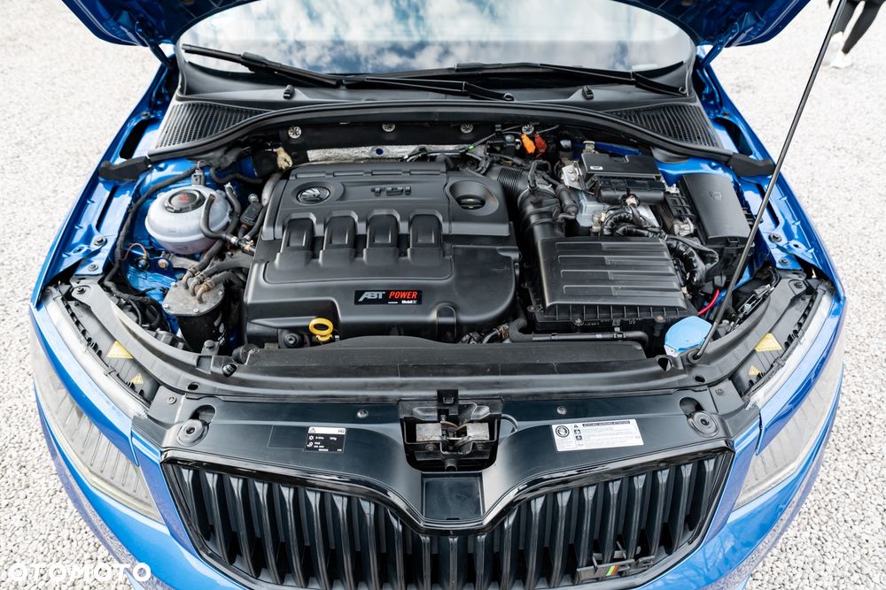 Skoda Octavia 2.0 TDI DSG RS - 40