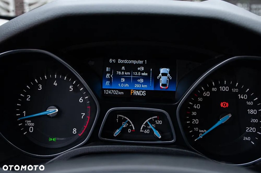 Ford Focus 1.5 EcoBoost Titanium Business - 24