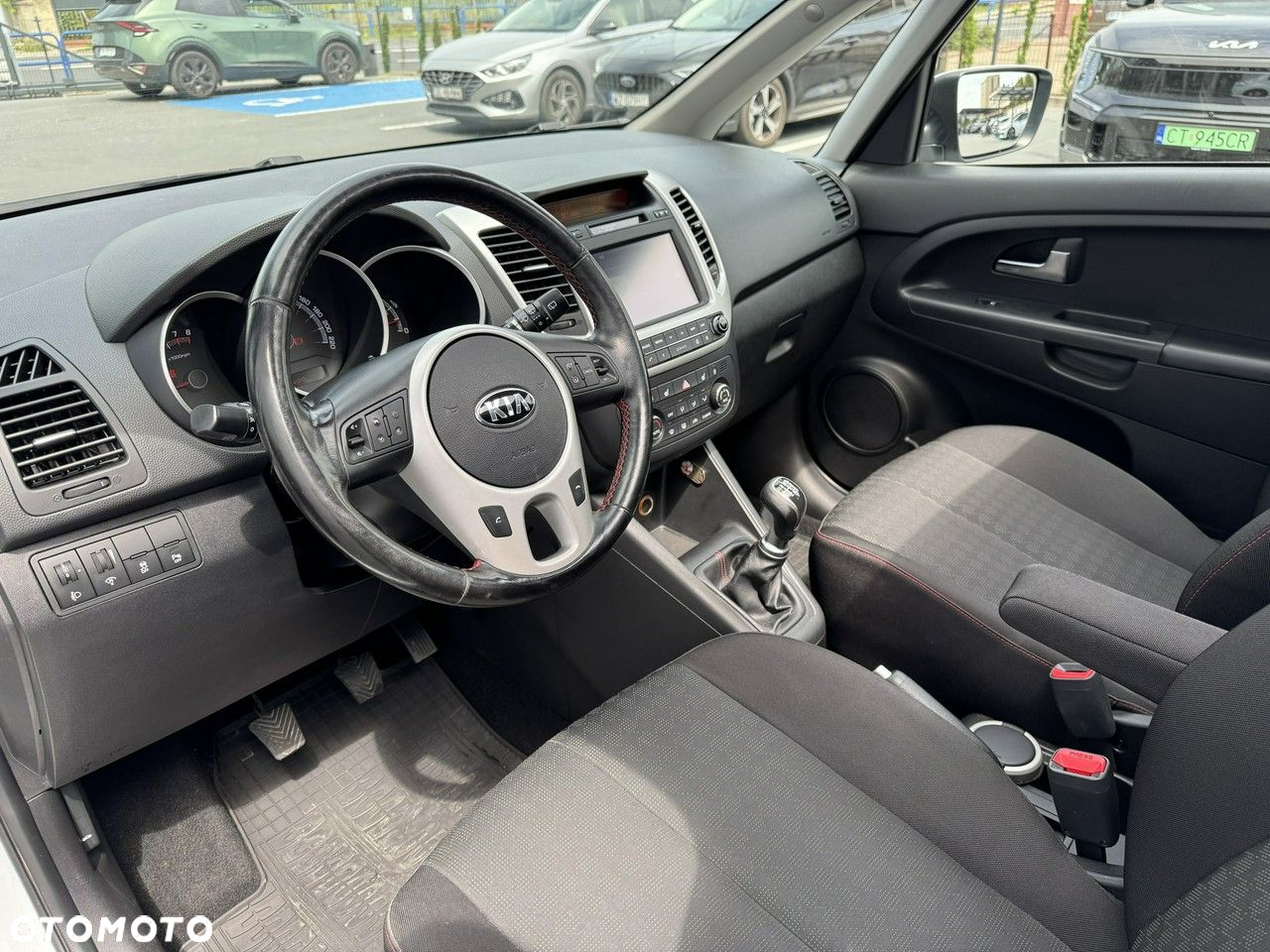 Kia Venga 1.6 Business Line - 10