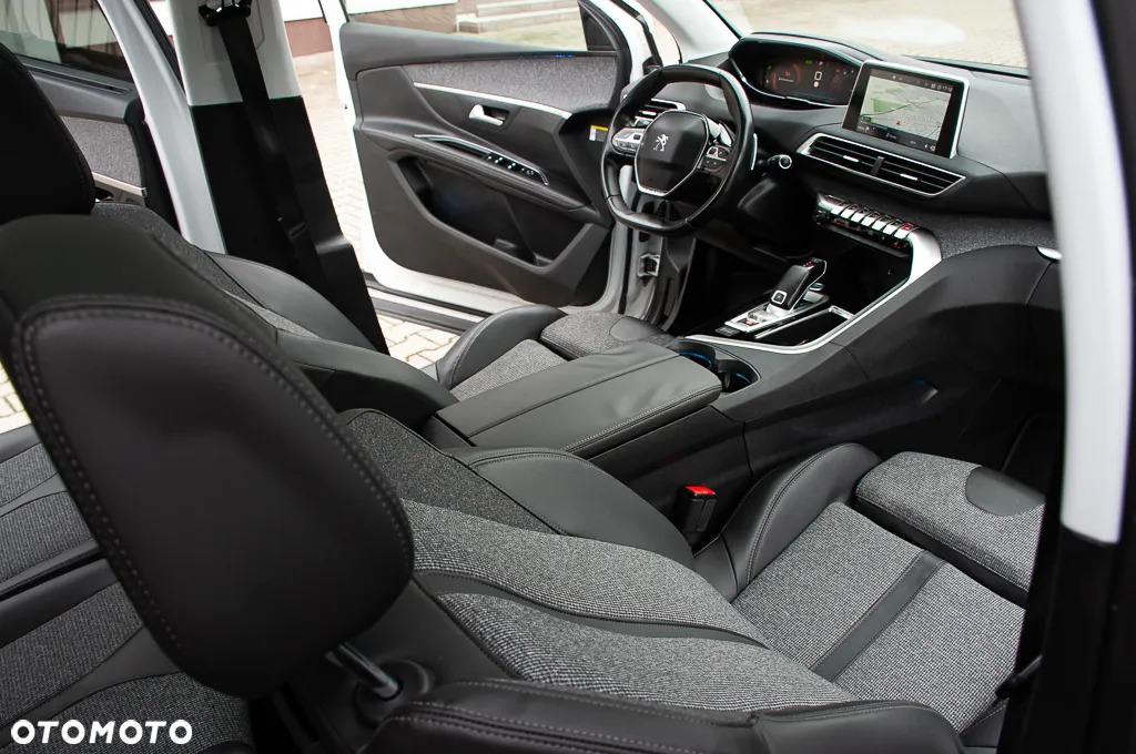 Peugeot 5008 1.6 THP Active S&S EAT6 - 35