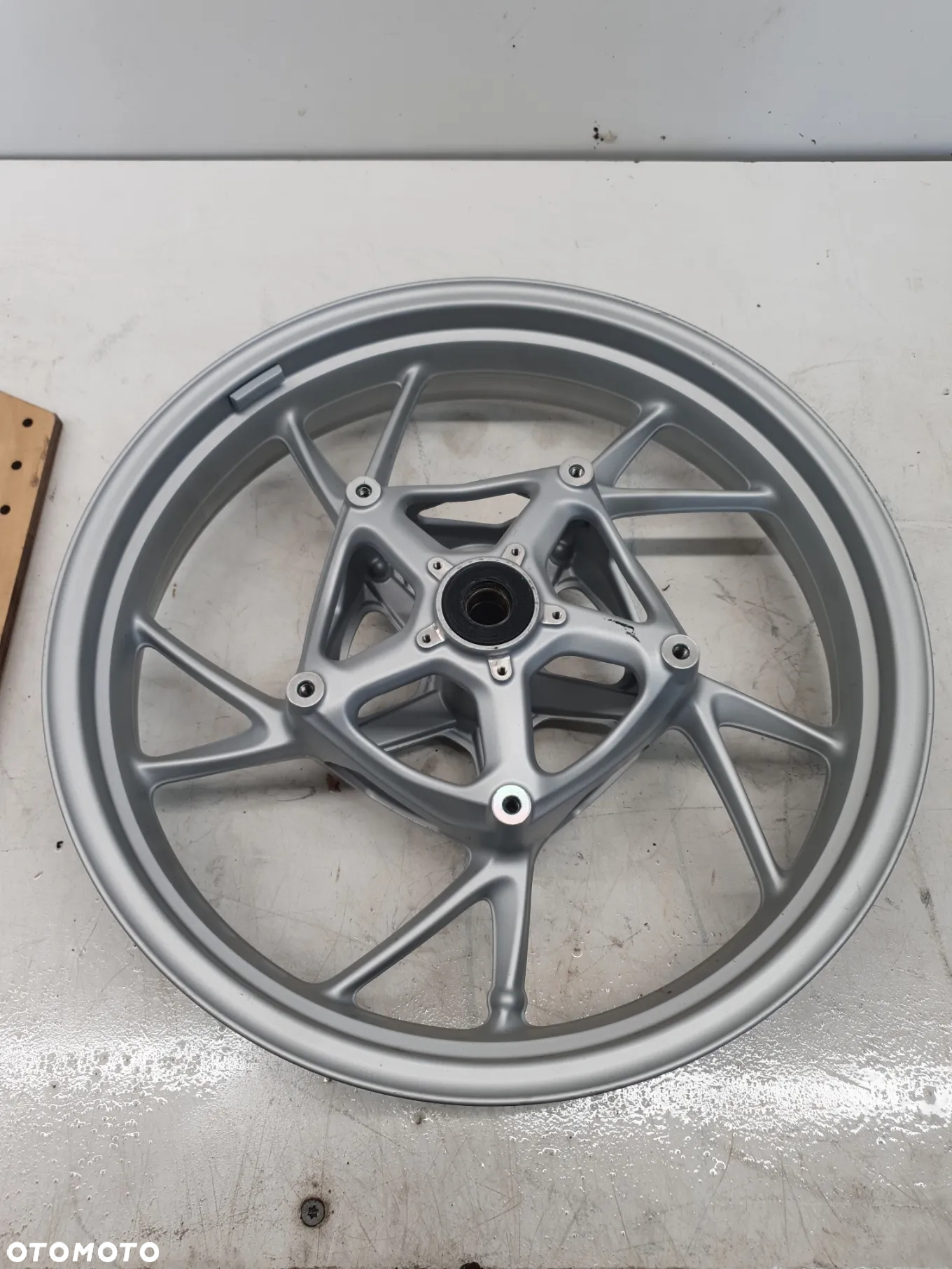 Felga Przód Przednia Do BMW F800 GT 2017 - 9