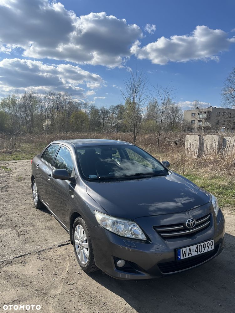 Toyota Corolla 1.6 VVT-i Luna - 2