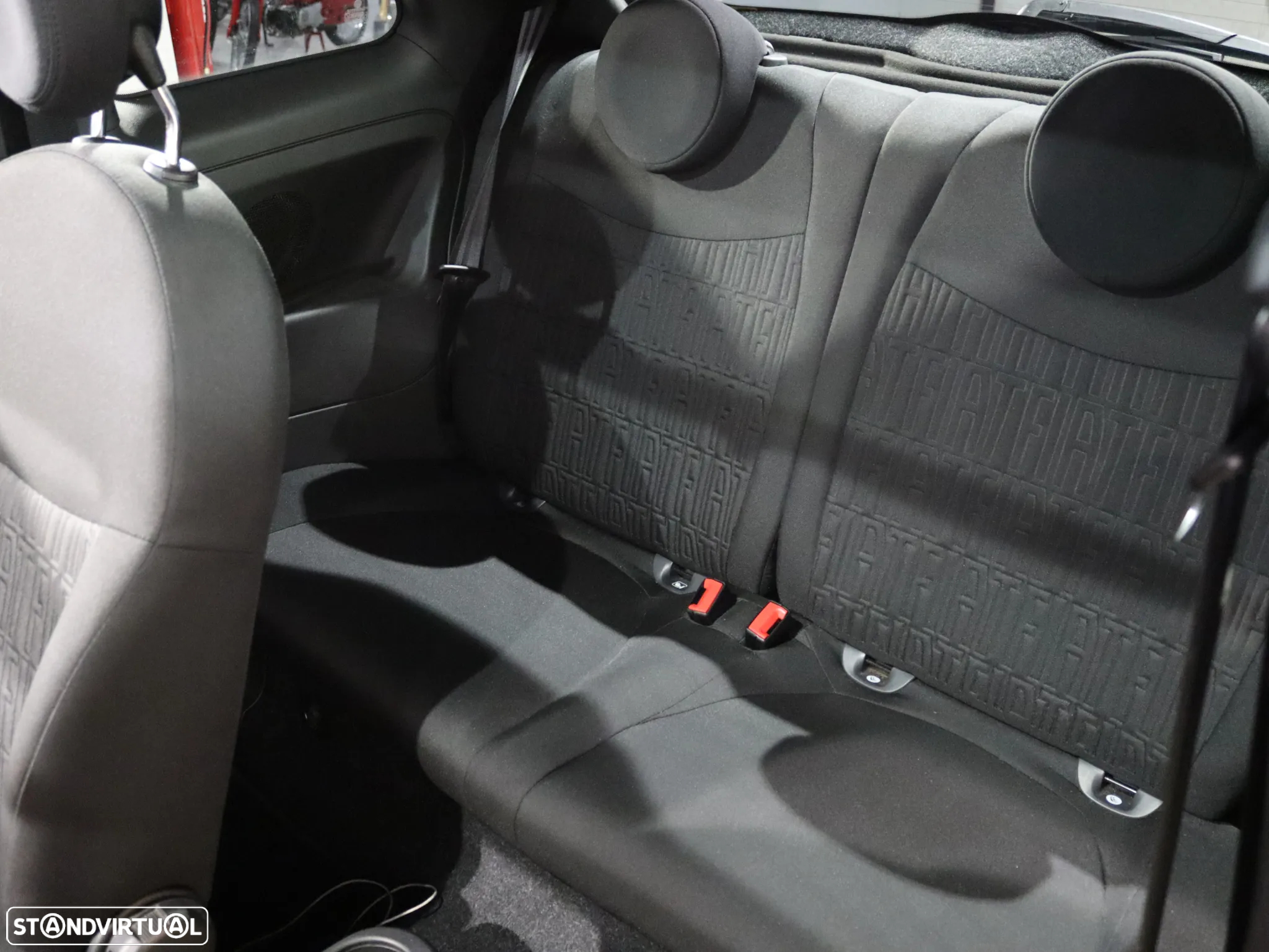 Fiat 500 1.0 Hybrid Lounge - 12