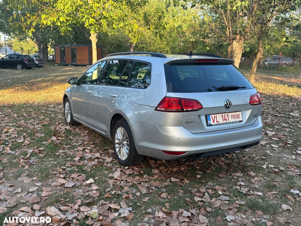 Volkswagen Golf 1.6 TDI 4Motion BMT Comfortline - 2