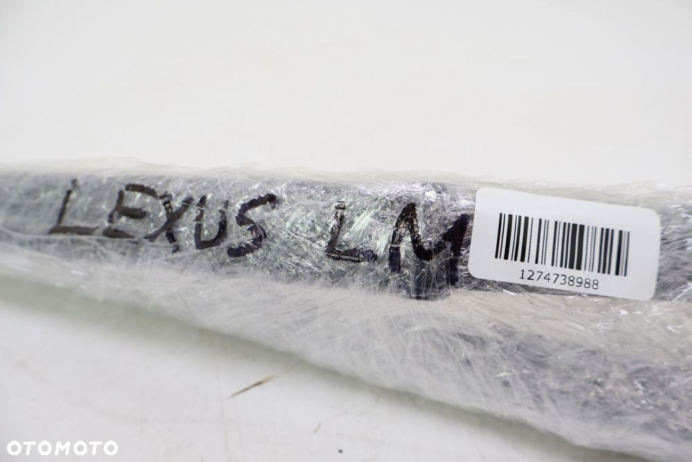 LEXUS LM II RAMIONA WYCIERACZEK - 8