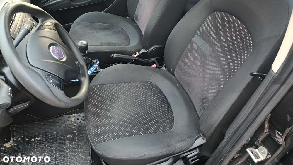 Fiat Grande Punto - 6
