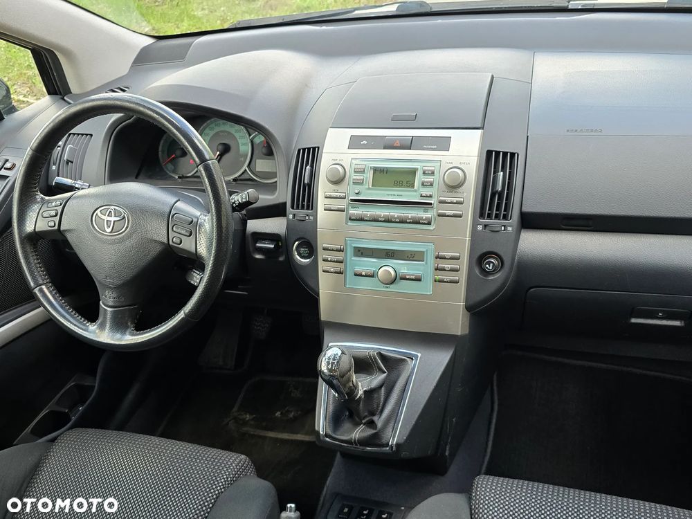 Toyota Previa - 17